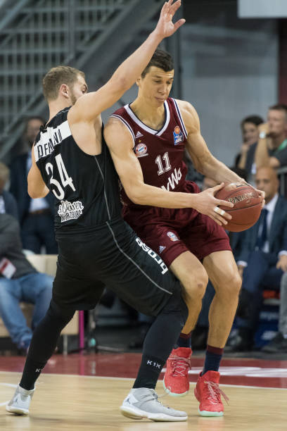 他的转会不 他的转会不