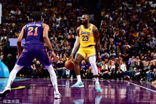 质量的动作 质量的动作