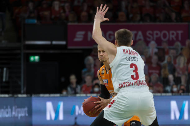 迷感到遗憾 迷感到遗憾